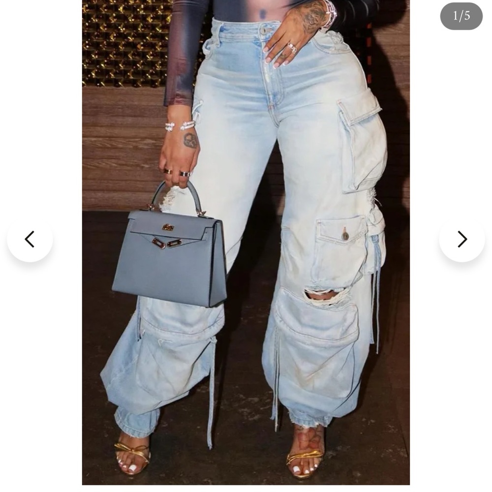 PinkFashionLove distressed cargo jeans